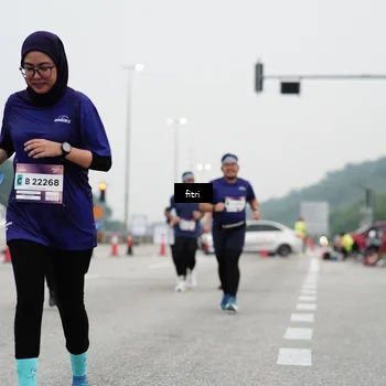 Runner Photo 7470003