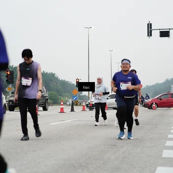 Runner Photo 7470007