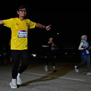 Runner Photo 7470038