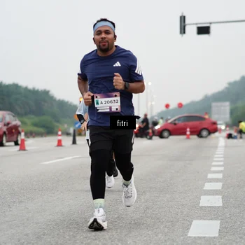 Runner Photo 7470060