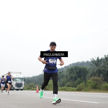 Runner Photo 7470075