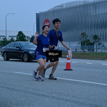 Runner Photo 7470087