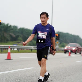 Runner Photo 7470124