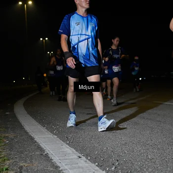 Runner Photo 7470148