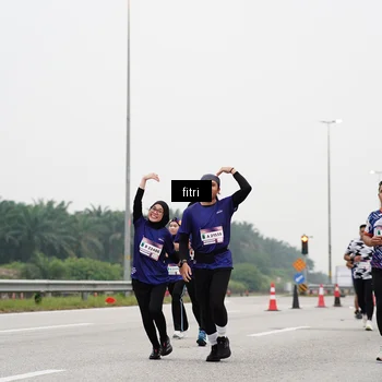 Runner Photo 7470153