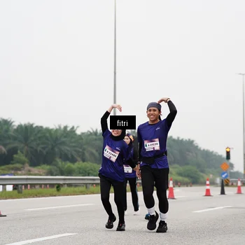Runner Photo 7470165