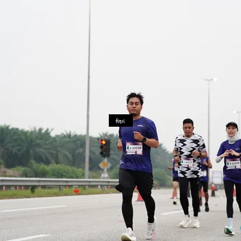 Runner Photo 7470261
