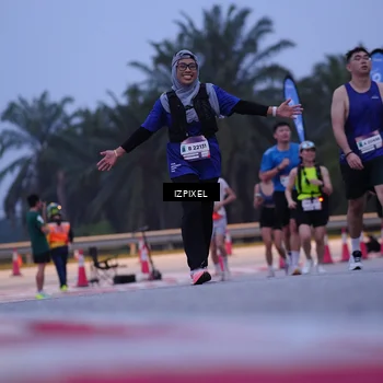 Runner Photo 7470263