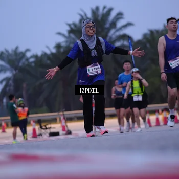 Runner Photo 7470275