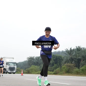 Runner Photo 7470284