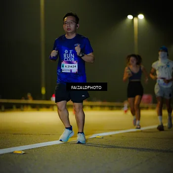 Runner Photo 7470295