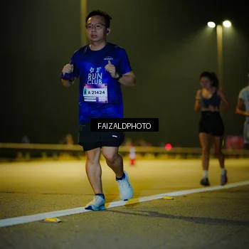 Runner Photo 7470300