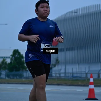 Runner Photo 7470303