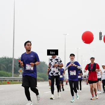 Runner Photo 7470305