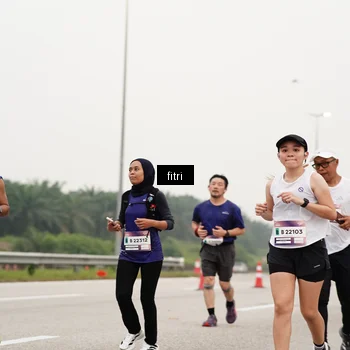 Runner Photo 7470348