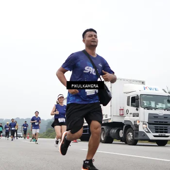 Runner Photo 7470356