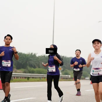 Runner Photo 7470360