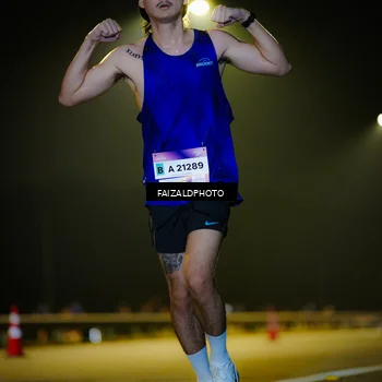 Runner Photo 7470399