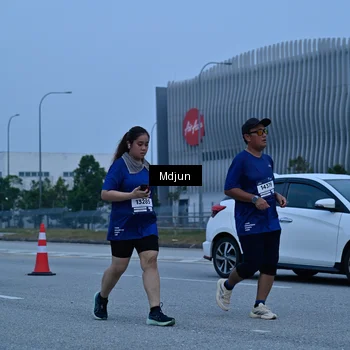 Runner Photo 7470473