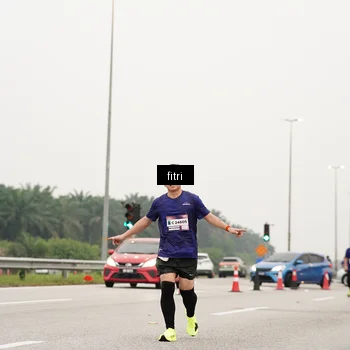 Runner Photo 7470475