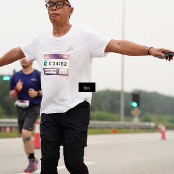 Runner Photo 7470481