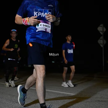 Runner Photo 7470506