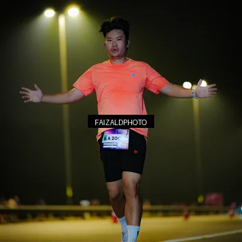 Runner Photo 7470512