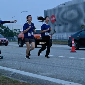 Runner Photo 7470519