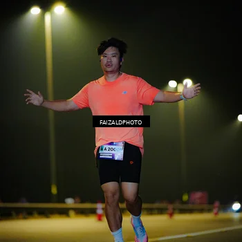 Runner Photo 7470530