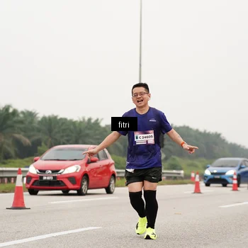 Runner Photo 7470541