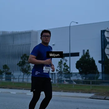 Runner Photo 7470552