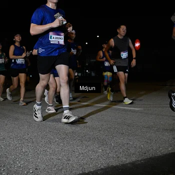 Runner Photo 7470591