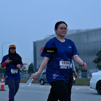 Runner Photo 7470597