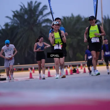 Runner Photo 7470605