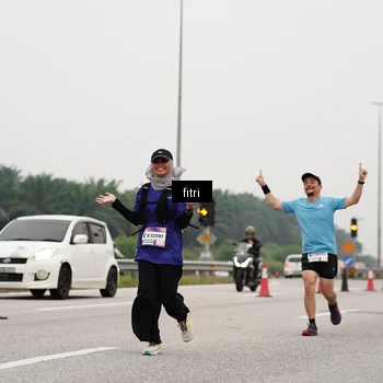Runner Photo 7470613