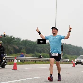 Runner Photo 7470626
