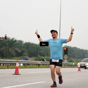 Runner Photo 7470628