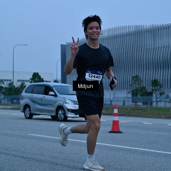 Runner Photo 7470634