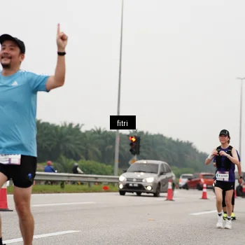 Runner Photo 7470641