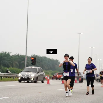 Runner Photo 7470646