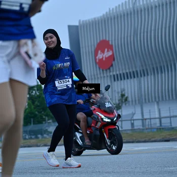 Runner Photo 7470656