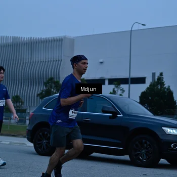 Runner Photo 7470673