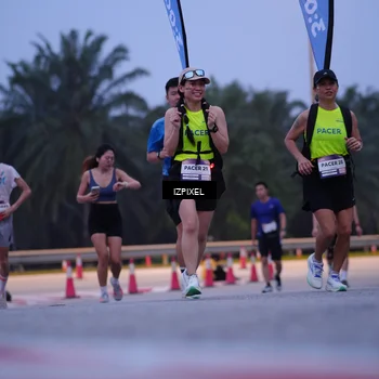 Runner Photo 7470728