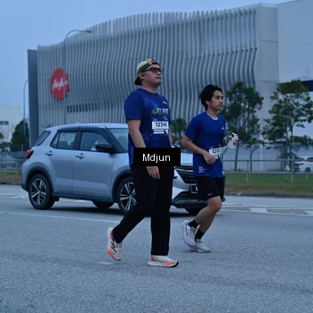 Runner Photo 7470771