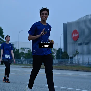 Runner Photo 7470782