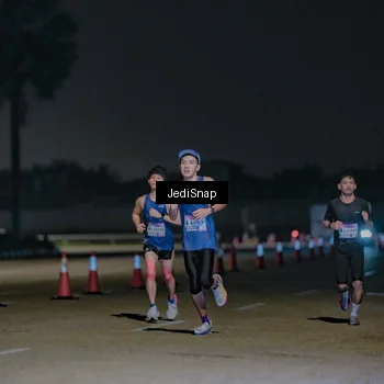 Runner Photo 7470909