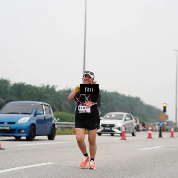 Runner Photo 7470911