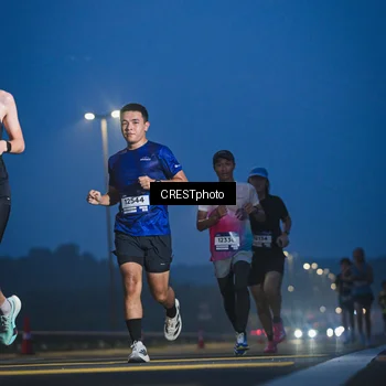 Runner Photo 7470915