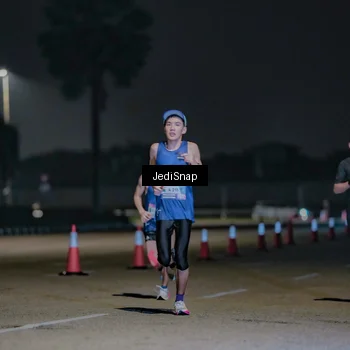 Runner Photo 7470935