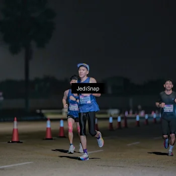 Runner Photo 7470938